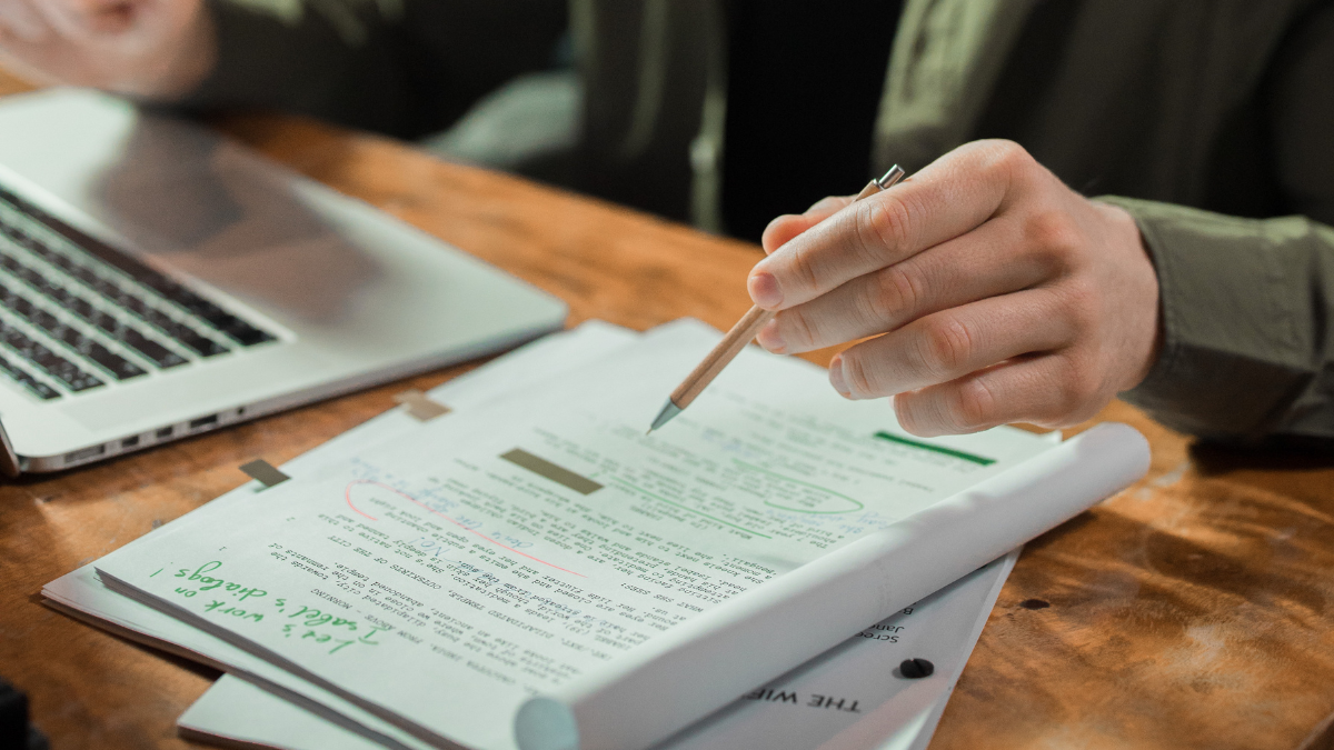 How Reading Widely Makes You a Better Writer